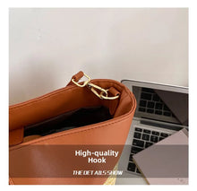 Load image into Gallery viewer, Large Capacity Straw Woven Beach Bag